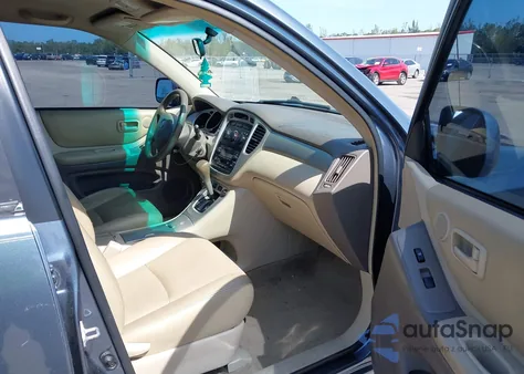 2004 Toyota Highlander V6 from USA, damaged, VIN JTEGP21AX40038074